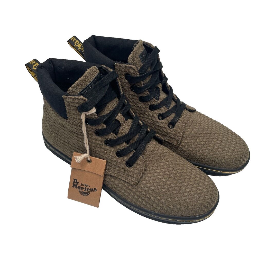 NEW DR. MARTENS Maelly Green Black Lace Up Waffle Knit Ankle Boots Womens Sz 9